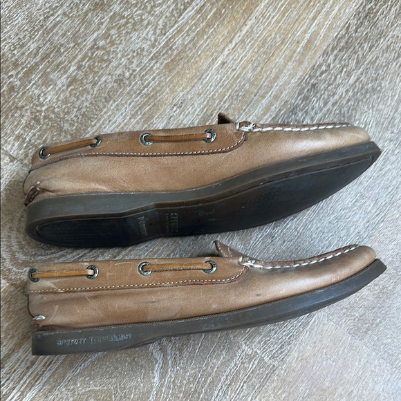 Sperry Tan Leather Loafers 6 - Picture 3 of 7